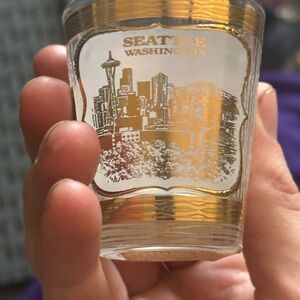 SPACE NEEDLE - SEATTLE, WASHINGTON - 22k Gold by Culver "Shot Glass" orig.
